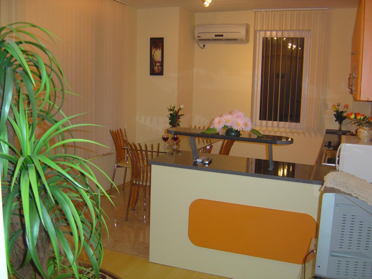 Casa Brava 2 Apartments Sveti Vlas Exterior foto